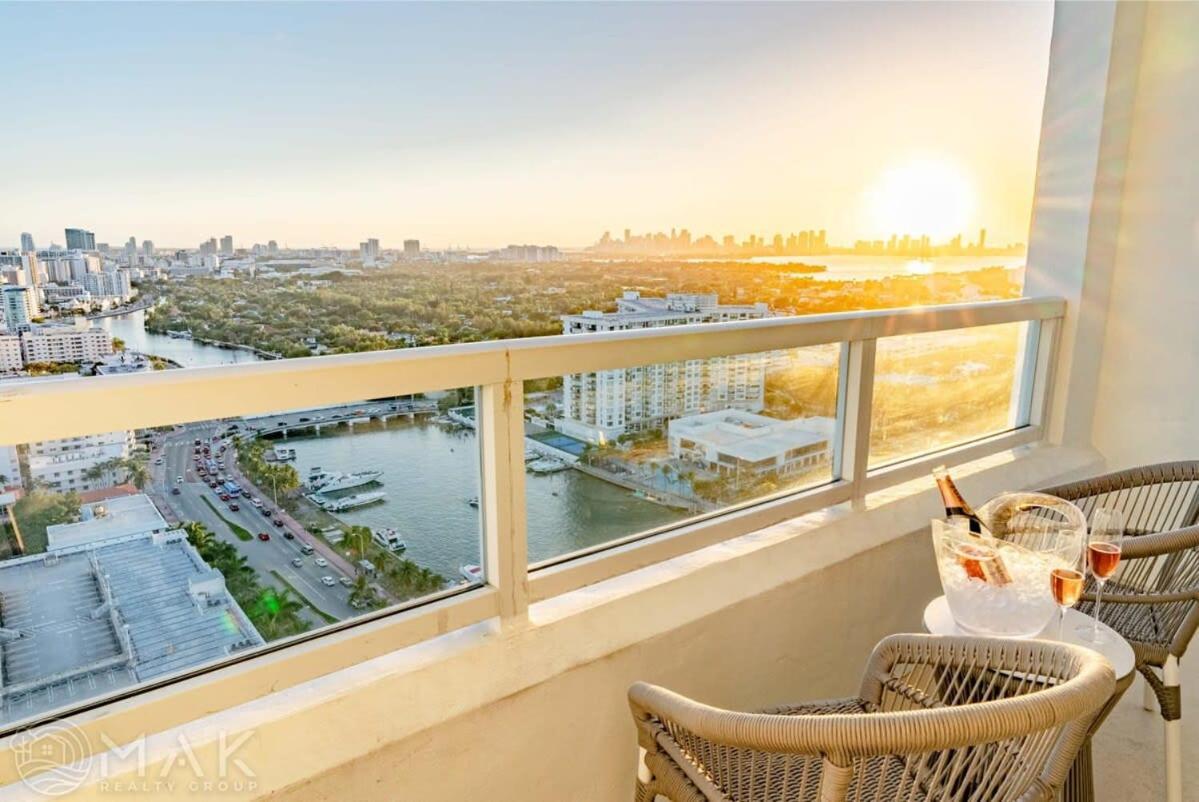 Fontainebleau Resort High Floor W Ocean Views Miami Beach Bagian luar foto